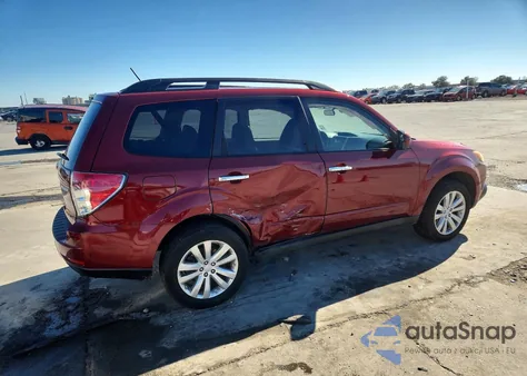 2011 Subaru Forester 2.5X Premium z USA, uszkodzony, nr VIN JF2SHBDC0BH714735